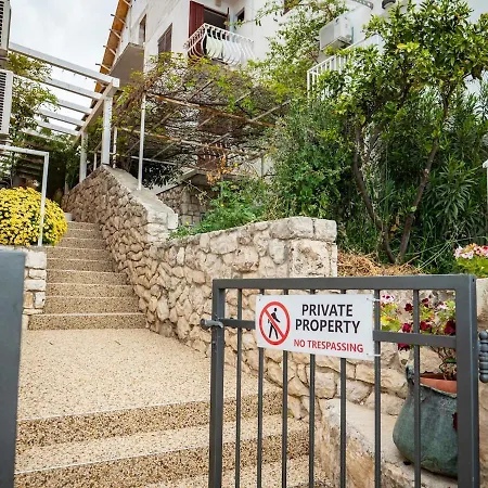 Апартаменты Jaksa-center Of Town Hvar Хвар