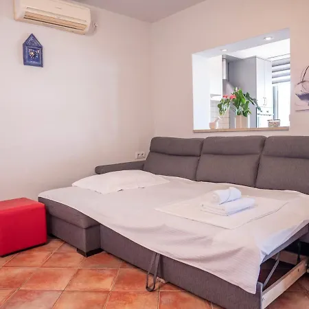 Апартаменты Jaksa-center Of Town Hvar Хвар