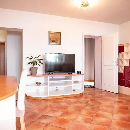 Jaksa-center Of Town Hvar * Хвар