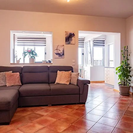 Jaksa-center Of Town Hvar Хвар